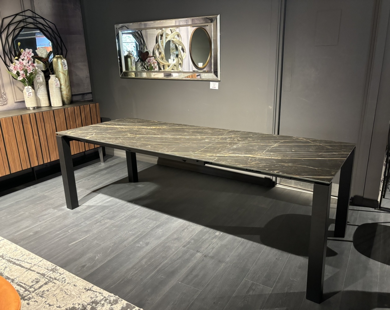 Sydney Extendable Dining Table ExDisplay
